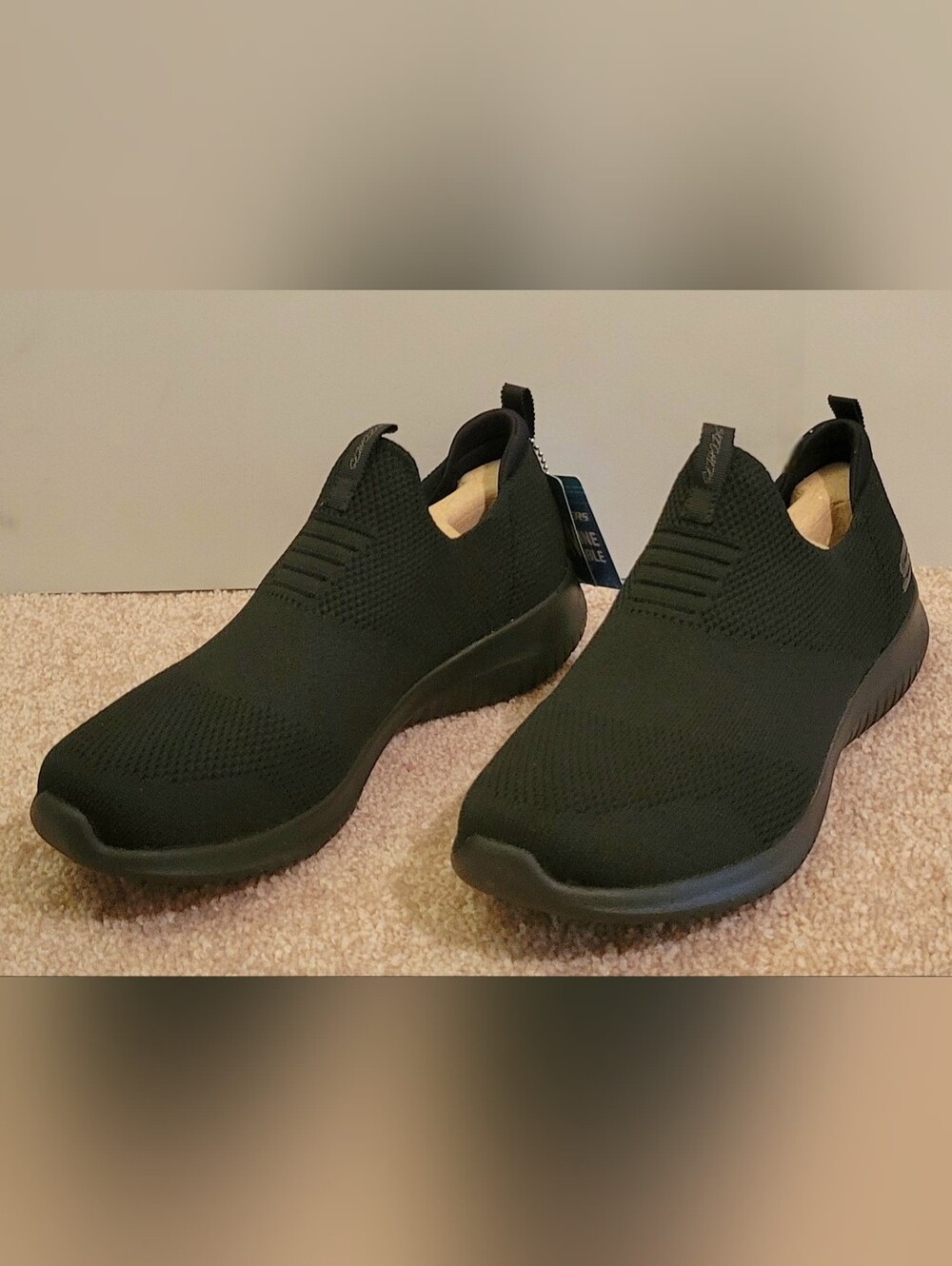 Skechers Ultra Flex First Take Slip-Ins Shoes Black Women's Size 6.5